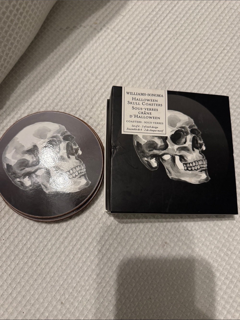 Williams Sonoma Skull Coaster Set in Black and White